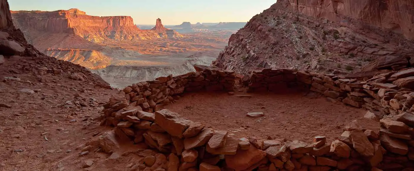 Alle Infos zur False Kiva im Canyonlands Nationalpark