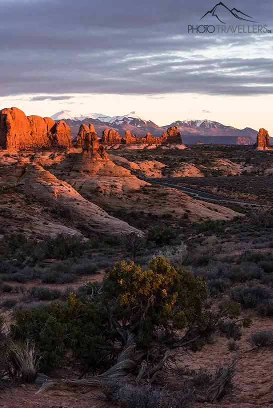 Zur Goldenen Stunde entstehen in der Landschaftsfotografie oft die besten Fotos: Hier ein Landschaftsfoto in Utah