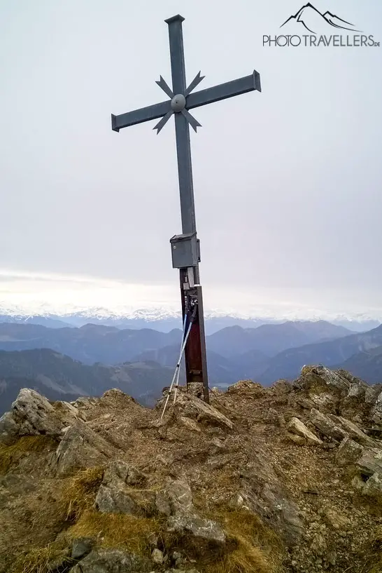 Das Gipfelkreuz des Großen Traithen