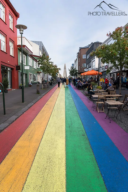 Die Regenbogenstraße in Reykjavík