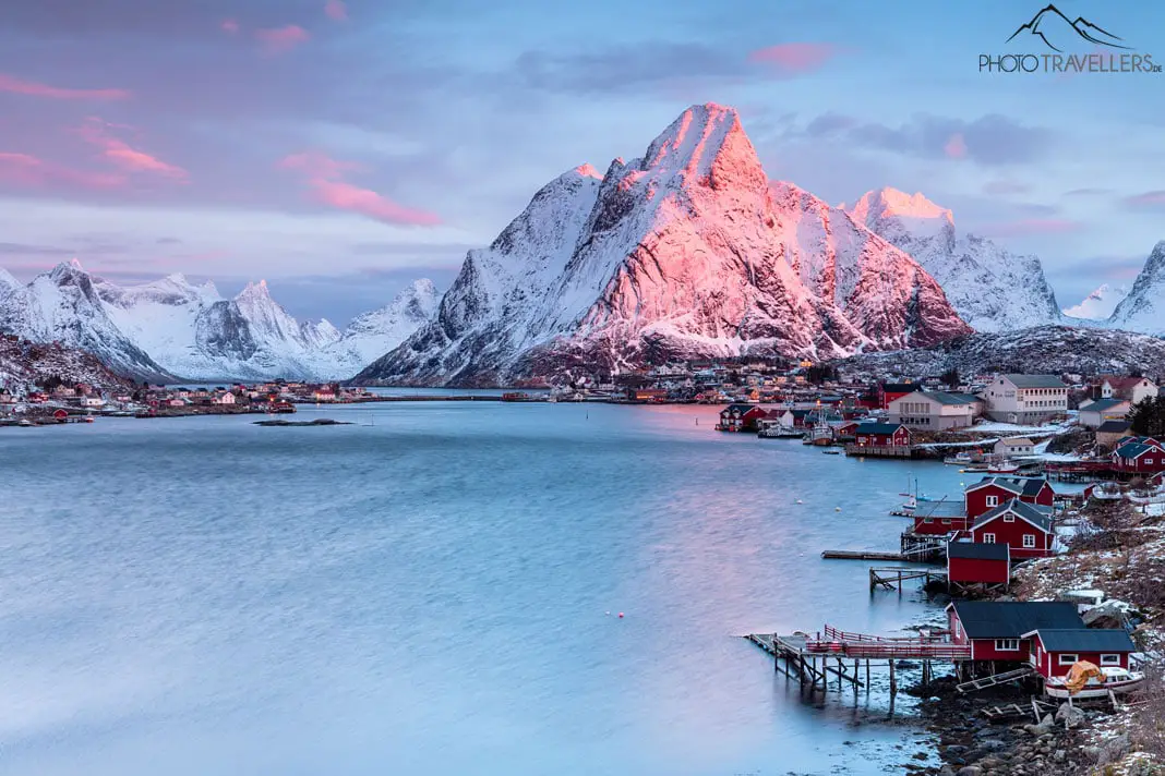 The coast of Reine in the morning light