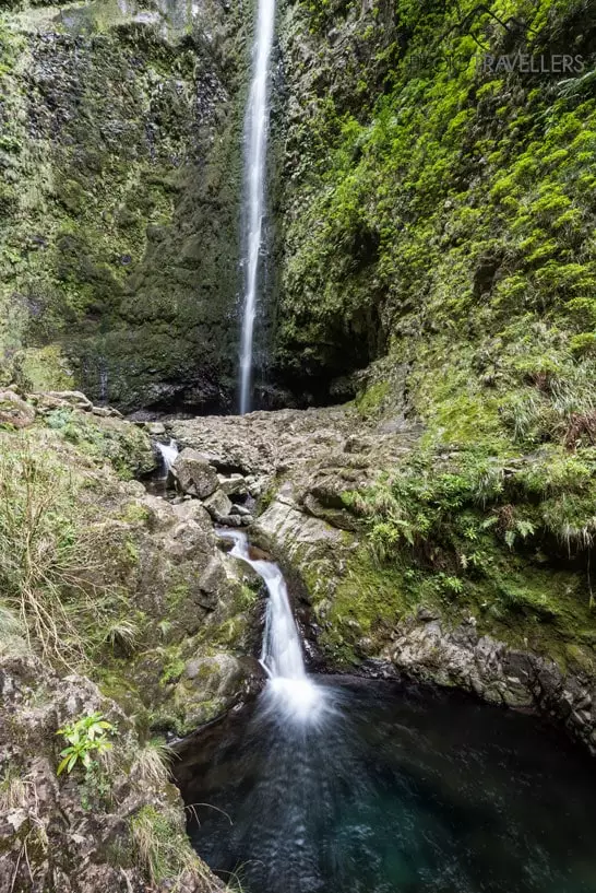 Der Wasserfall im Grünen Kessel auf Madeira