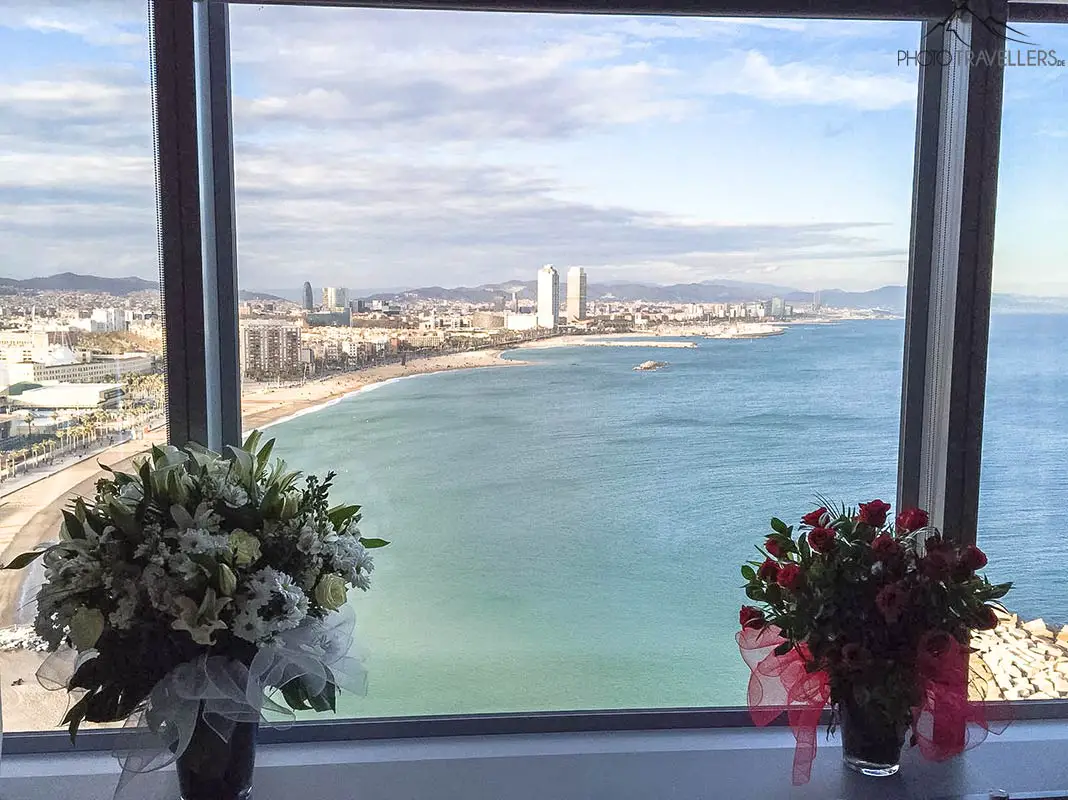 Der Blick vom W Hotel über den Strand von Barcelona