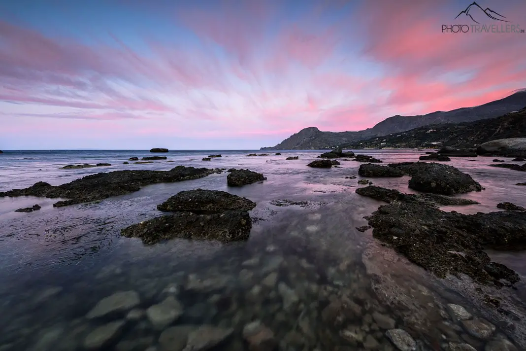 Die Küste bei Plakias auf Kreta in der Morgenröte