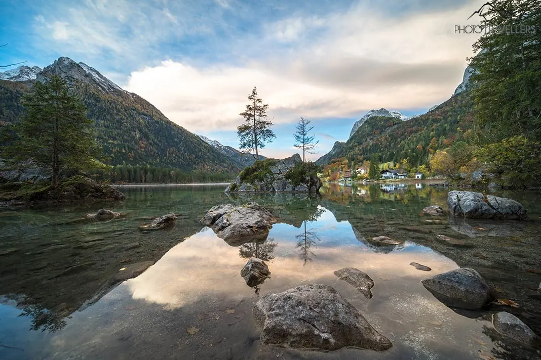Der Blick über den Hintersee in Bayern, aufgenommen mit 13 Millimeter Brennweite an einer Vollformat-Kamera