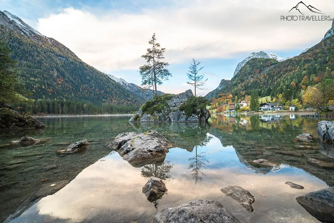 Der Blick über den Hintersee in Bayern, aufgenommen mit 18 Millimeter Brennweite an einer Vollformat-Kamera