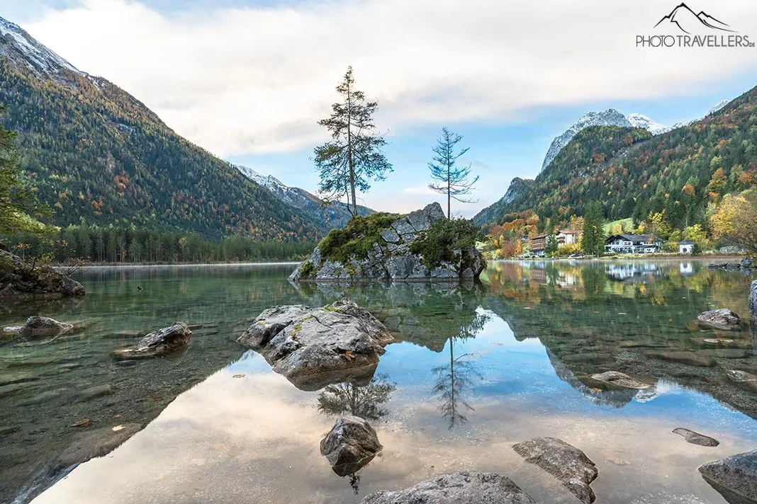 Der Blick über den Hintersee in Bayern, aufgenommen mit 19 Millimeter Brennweite an einer Vollformat-Kamera
