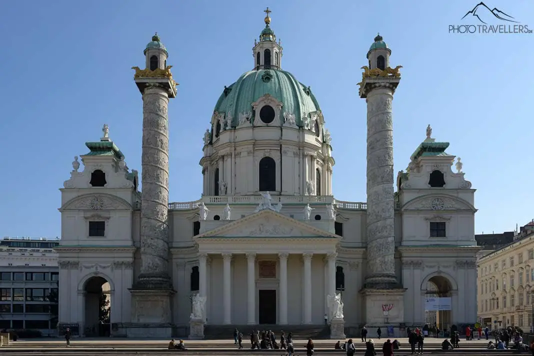 Die Karlskirche ist eine Top-Sehenswürdigkeit in Wien