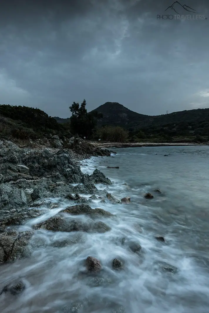 Abendlicht an der Küste Korsikas
