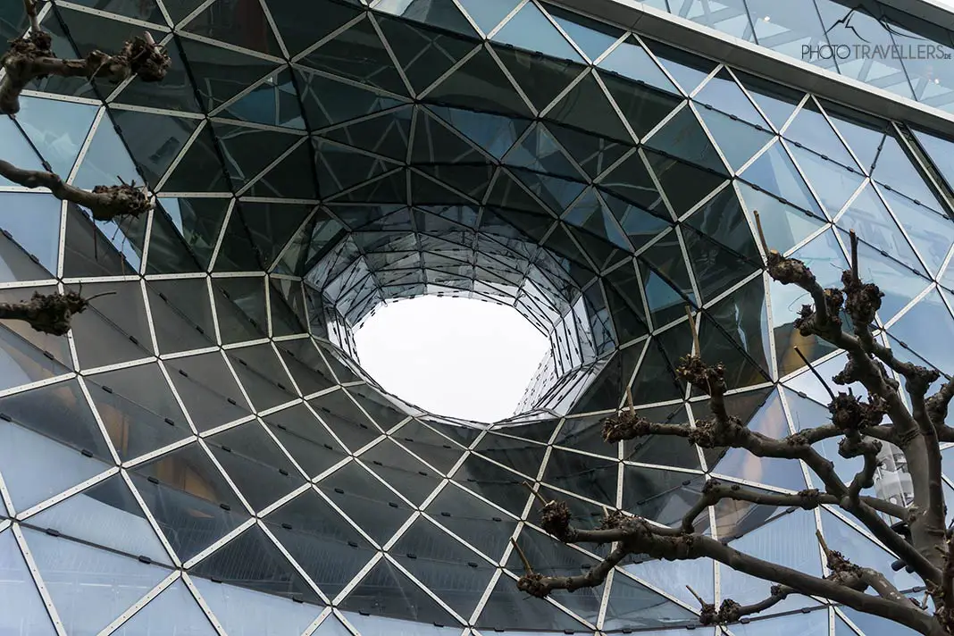 The funnel in the shopping center MyZeil