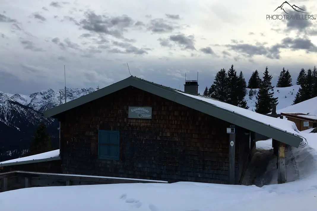 Brunnenkopfhütte im Schnee