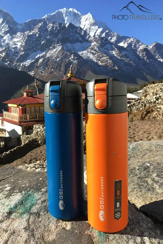 Isolierflaschen GSI Outdoors vor einer tollen Bergkulisse