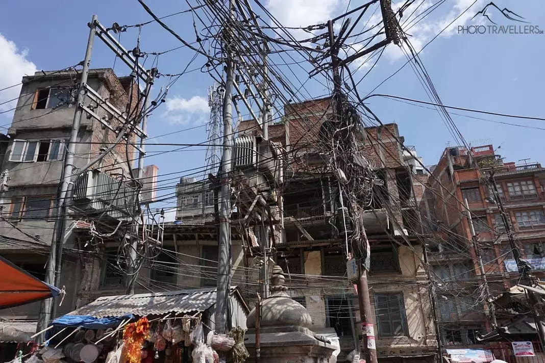 Stromleitungen in Kathmandu