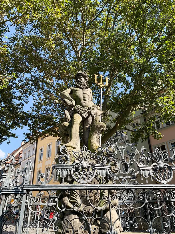 Der Neptunbrunnen am Grünen Markt in Bamberg