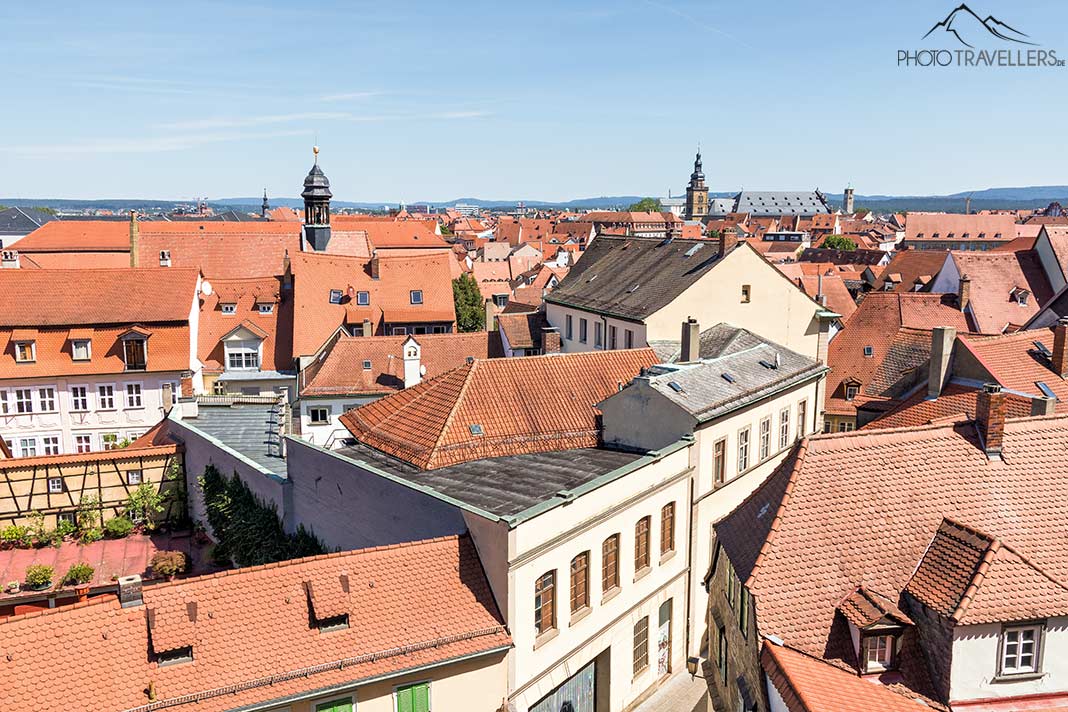 Blick vom Rosengarten über die Dächer der Bamberger Altstadt