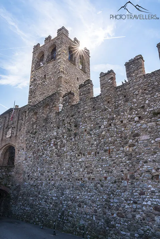 Ein Turm des Castello di Desenzano
