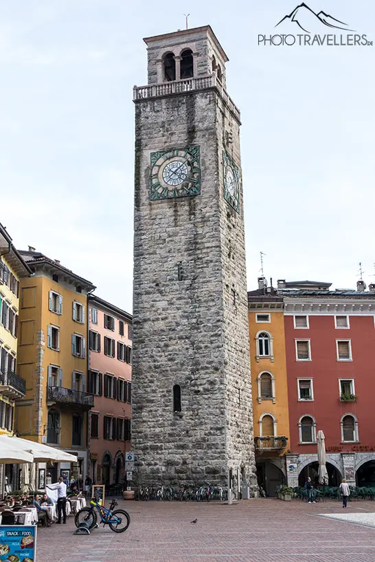 Der Torre Apponale in der Altstadt von Riva del Garda