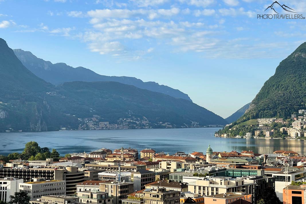 Der Blick über Lugano mit dem Luganersee