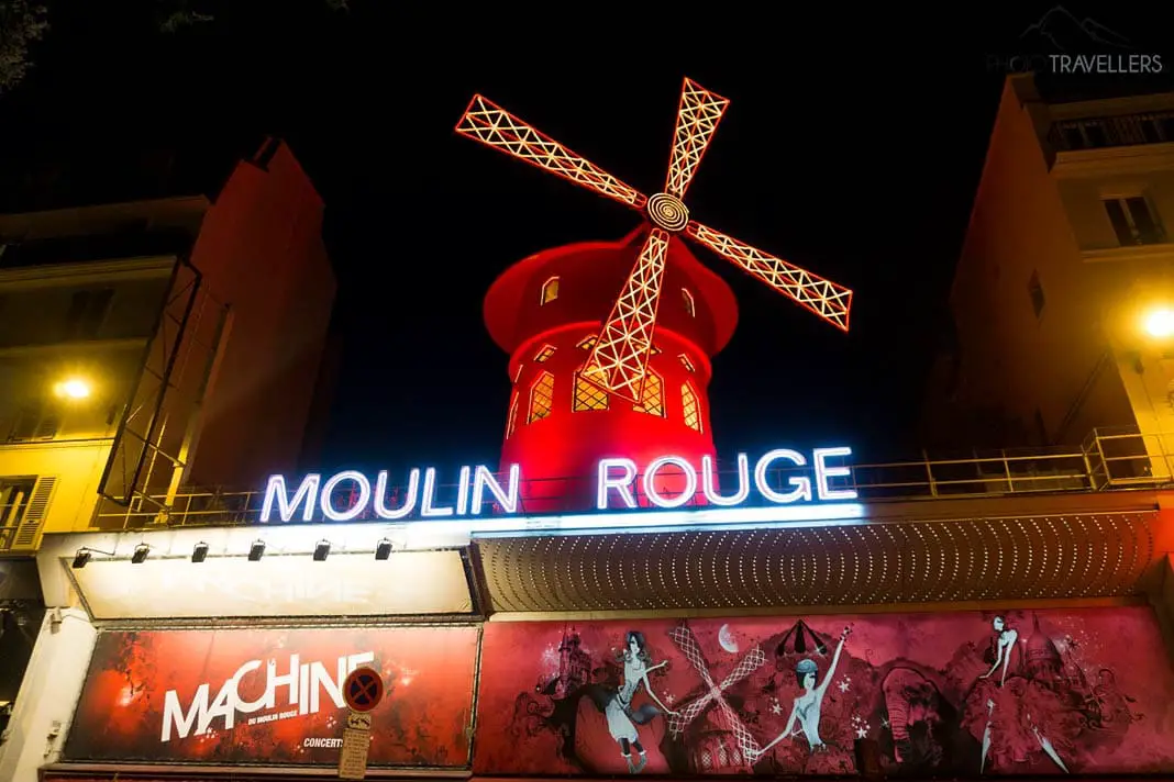 The famous facade of the Moulin Rouge
