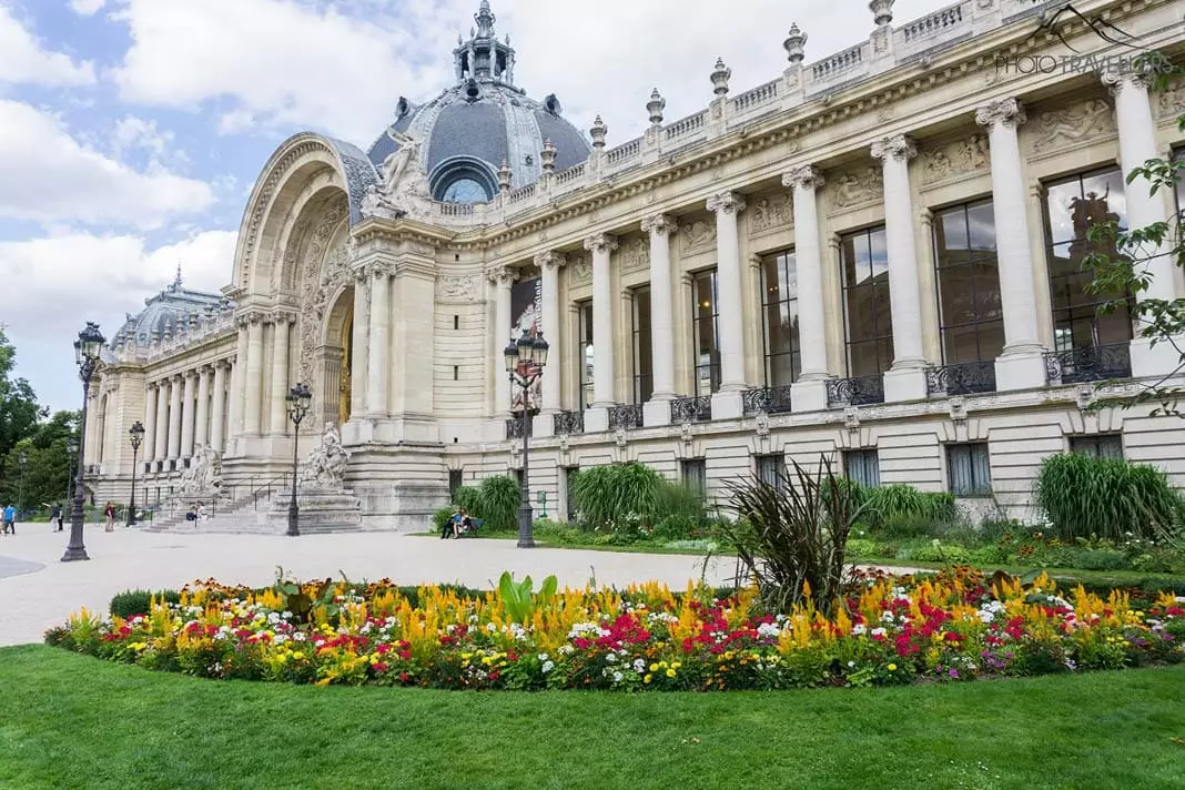 The Petit Palais is beautiful to look at