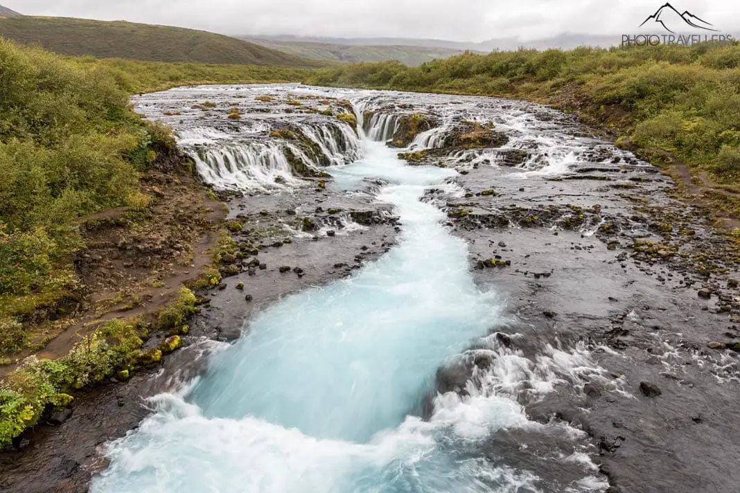 Der Bruarfoss ist der abgefahrendste Wasserfall auf Island
