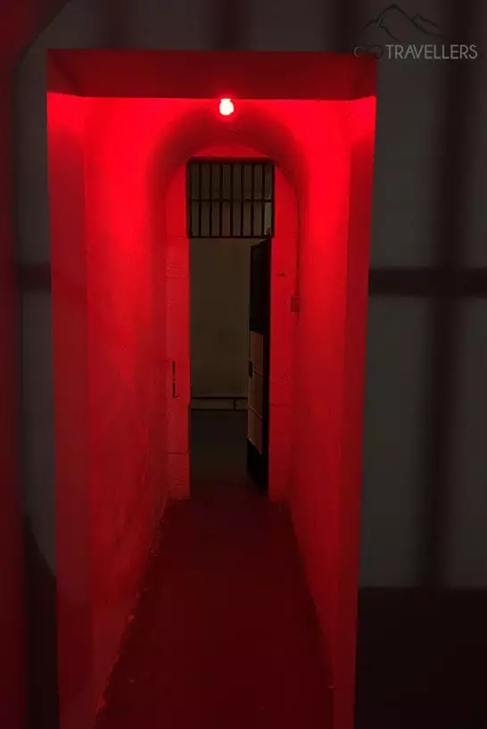 Zellengang im Gefängnis