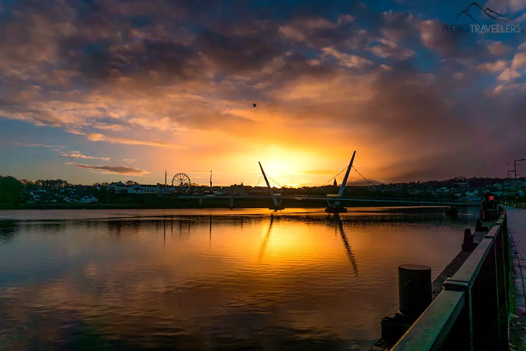 Derry bei Sonnenuntergang