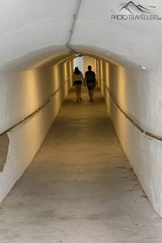 Tunnel zur Kathedrale