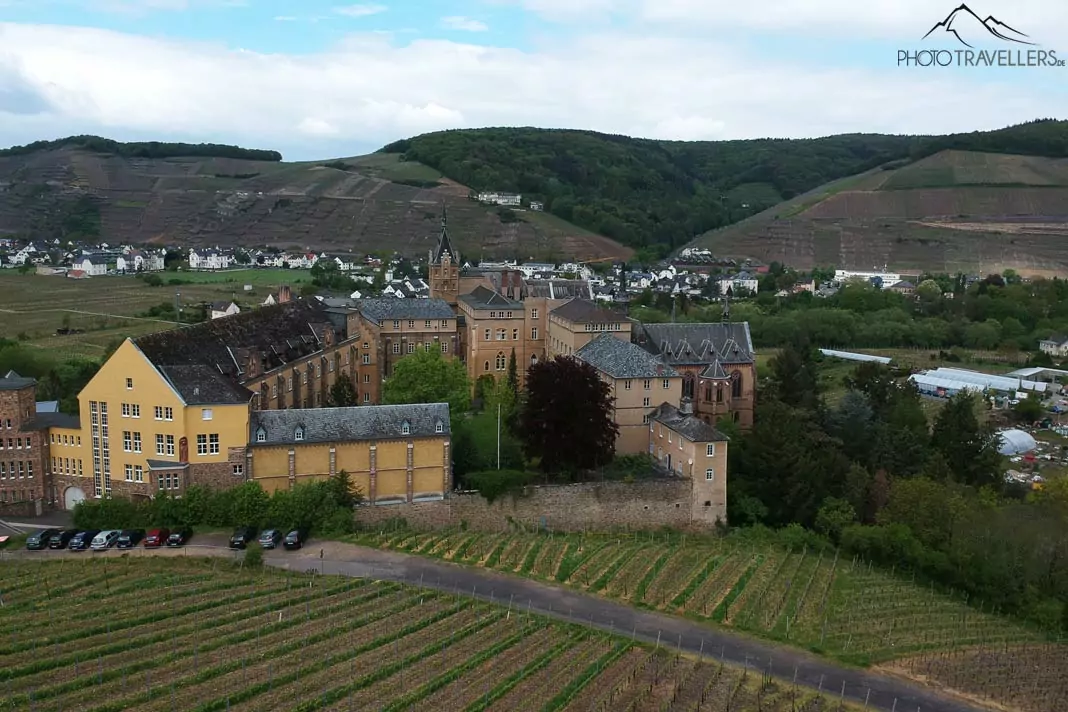 Blick auf das Kloster Calvarienberg 