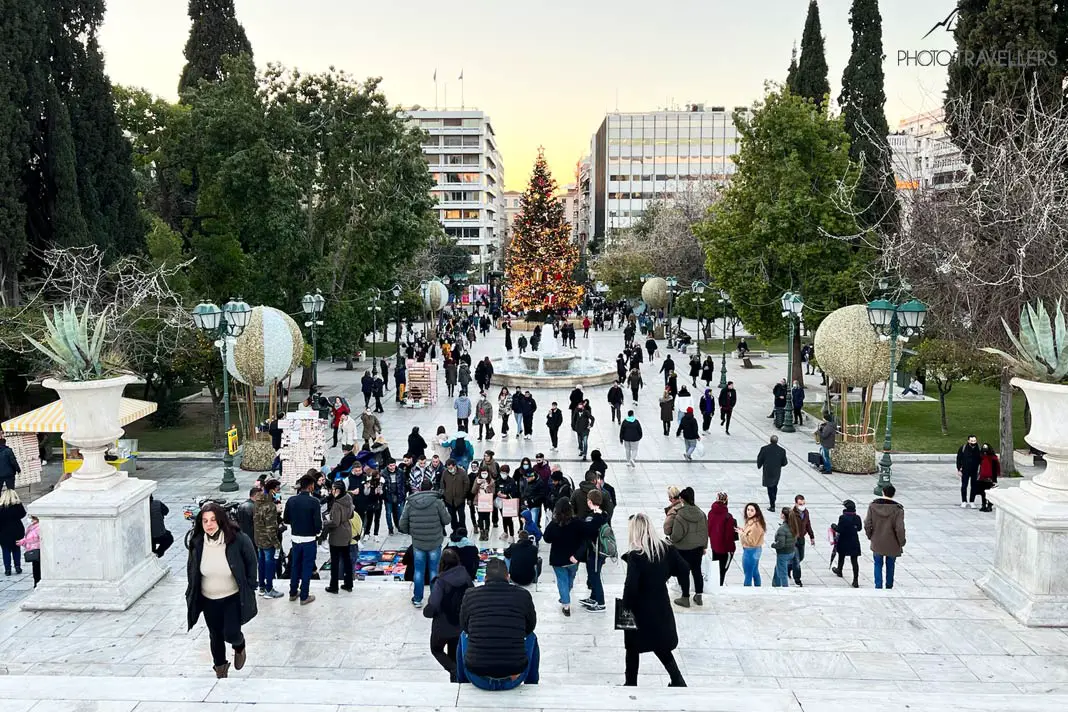 Der Syntagma-Platz in Athen zur Weihnachtszeit