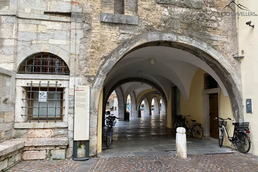 Das Porta Bruciata in Riva del Garda