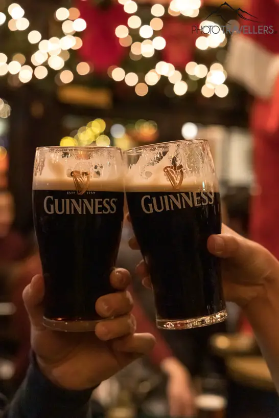 Zwei Guinness in der Temple Bar