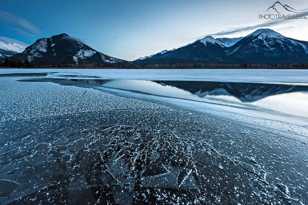 Die Vermillion Lakes im Banff Nationalpark im Winter