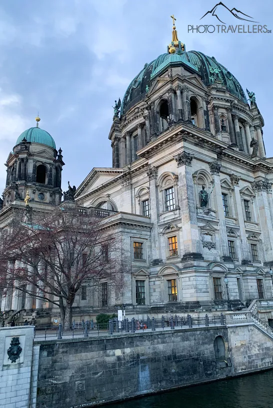 Der Berliner Dom von außen