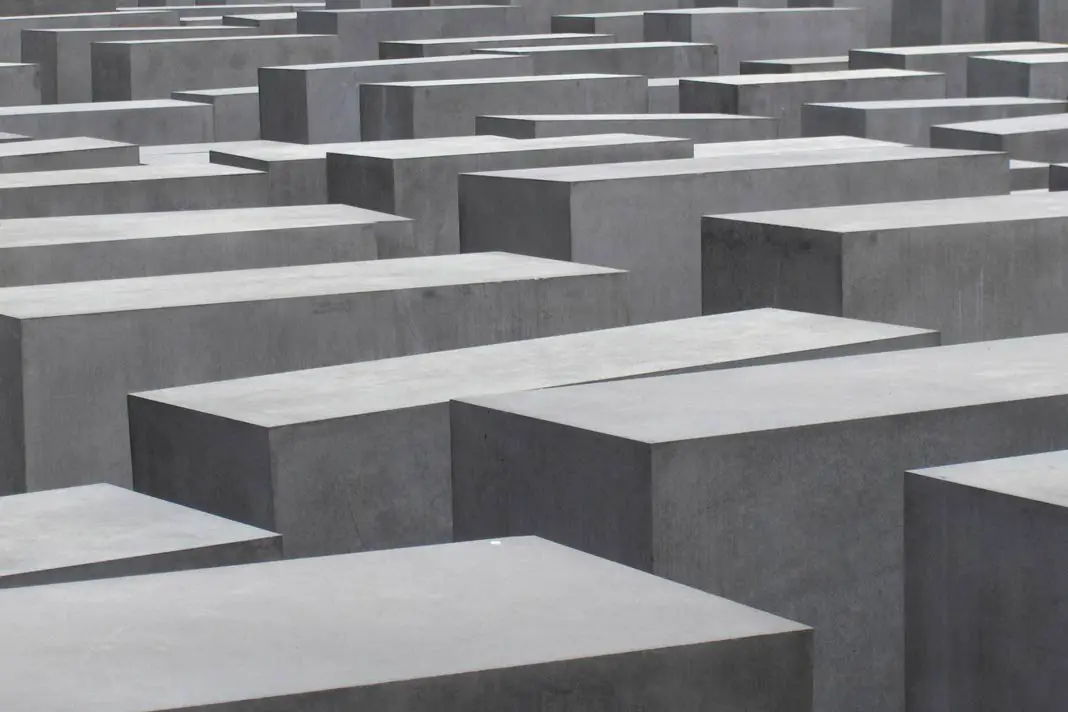 Das Holocaust Mahnmal in Berlin 