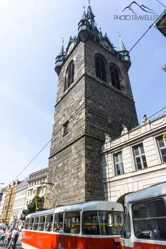 Der Heinrichsturm in Prag von außen