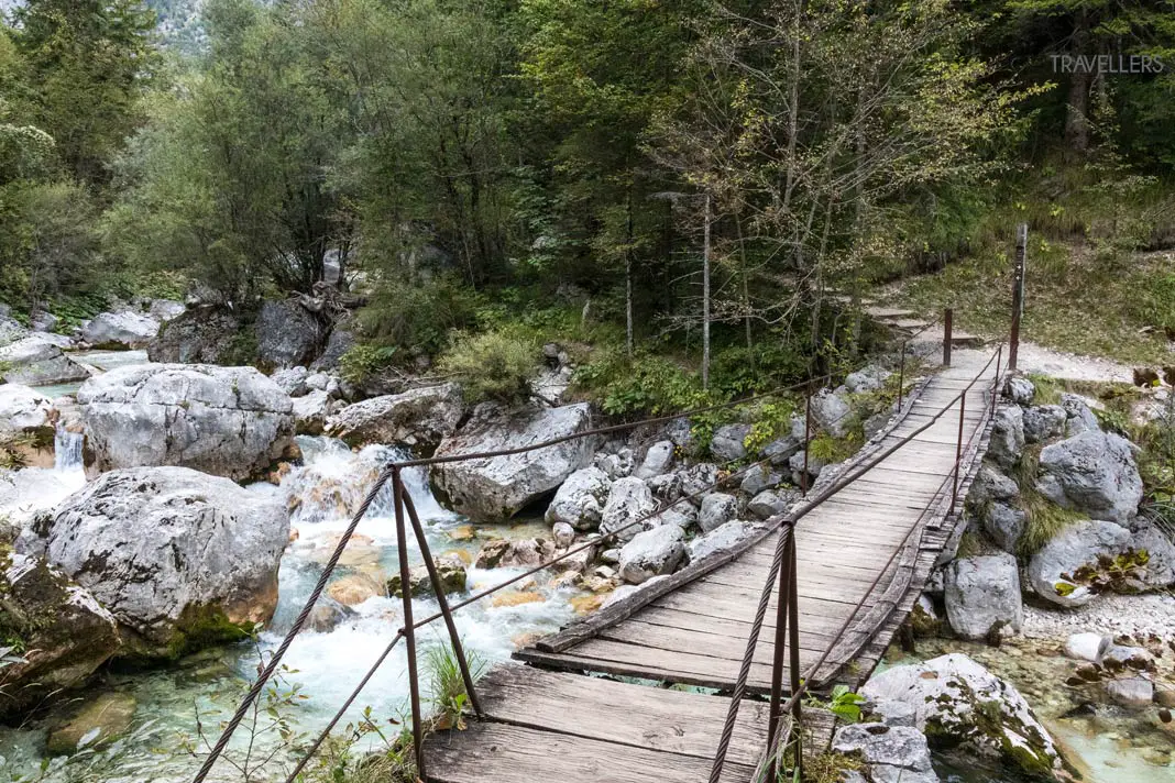 Hängebrücke auf dem Alpe Adria Trail