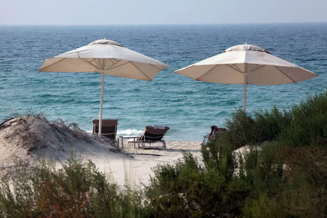 Das Hotel Saadiyat Island Jumeirah entführt dich in eine paradiesische Welt
