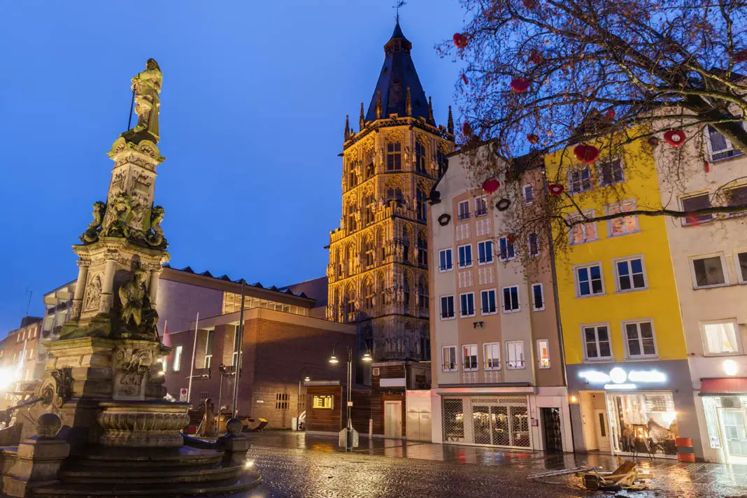 Das Alte Rathaus gehört zu den Top-Sehenswürdigkeiten in Köln