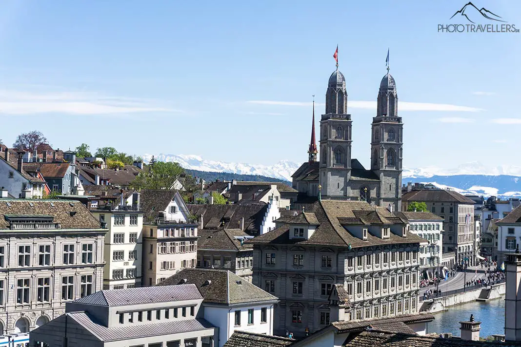 View from the Lindenhof to the Grossmünster