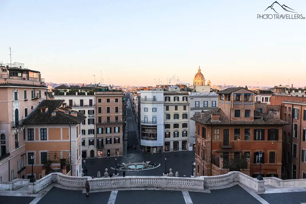 Der Blick von der Spanischen Treppe in Rom