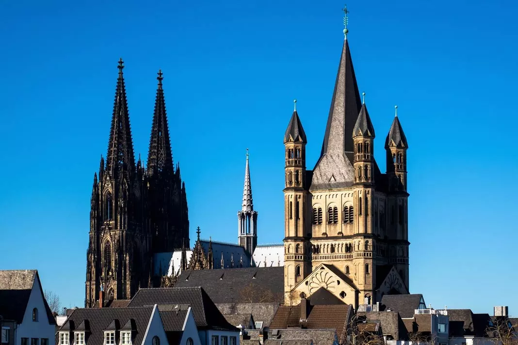 The church Groß St. Martin and the Cologne Cathedral