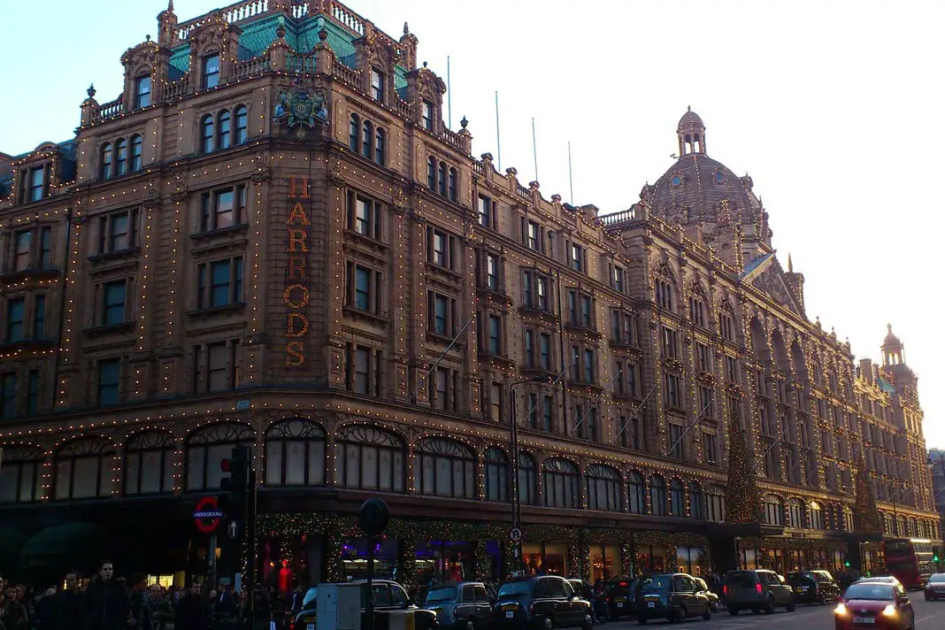 The famous Shopping Center Harrods with its amazing facade in London
