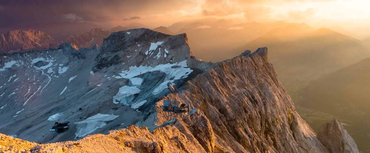 Auf die Zugspitze wandern: alle Routen im Überblick