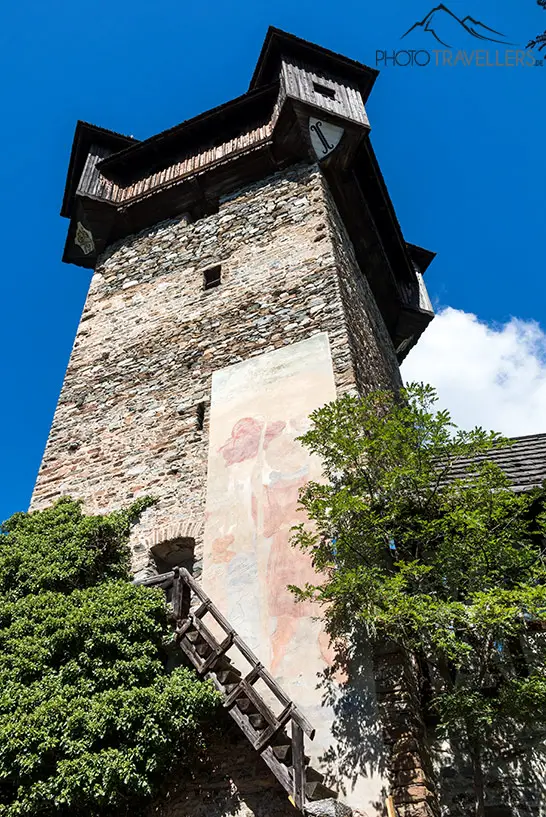 Der Turm der Burg Falkenstein