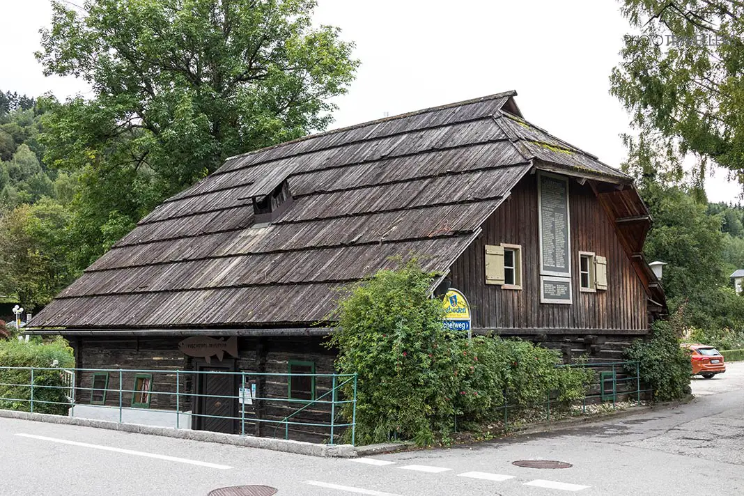 Das Brugger-Haus am Millstätter See beherbert das Fischereimuseum