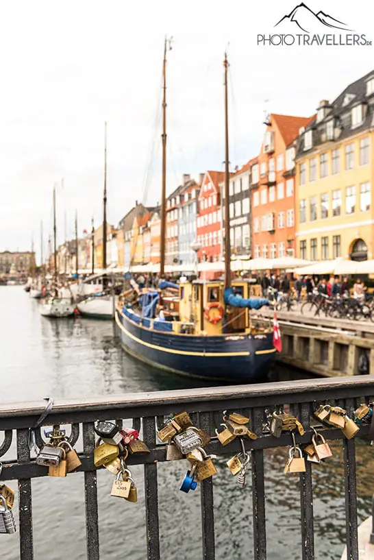 A bridge with love locks in Nyhavn