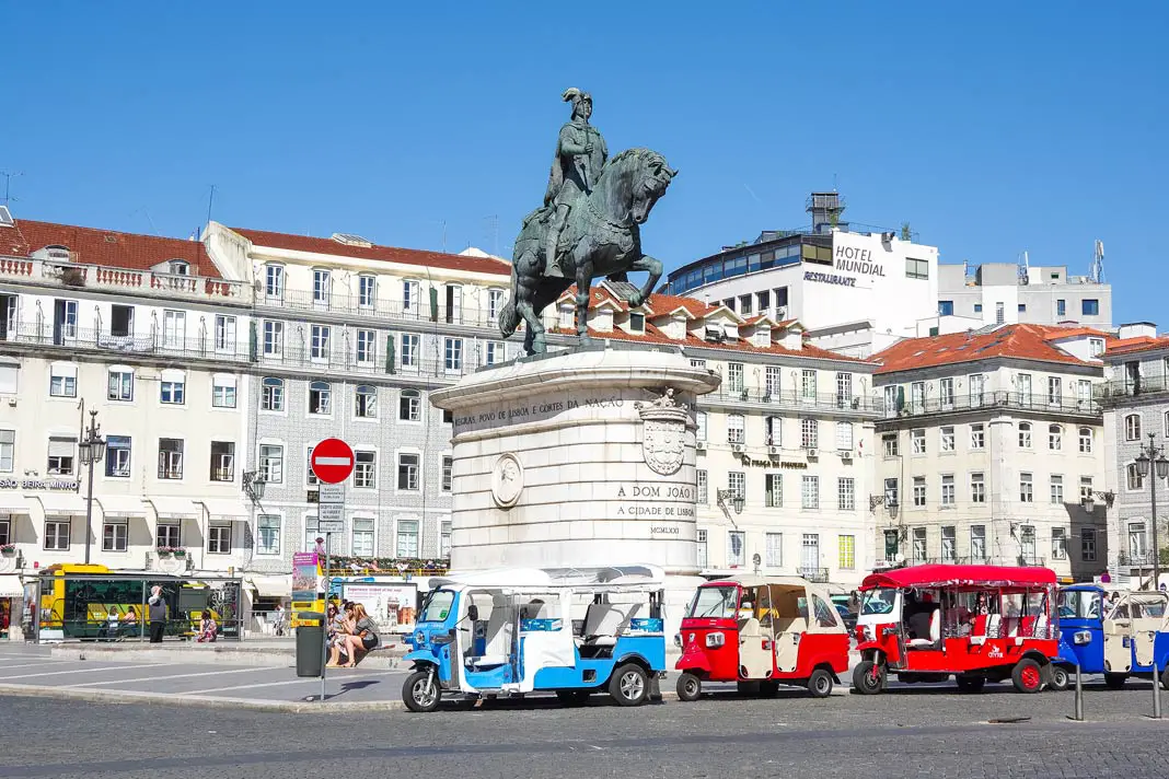 Der Platz Praça da Figueira in Lissabon