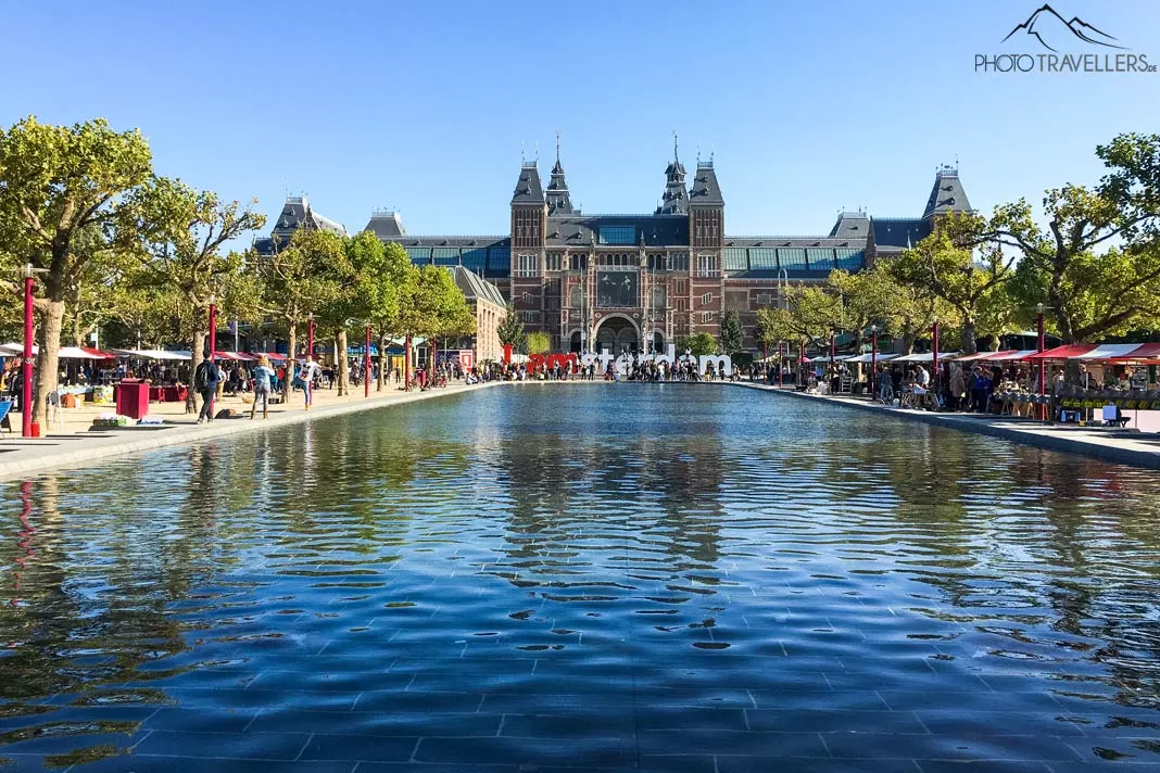 Blick auf das bekannte Rijksmuseum