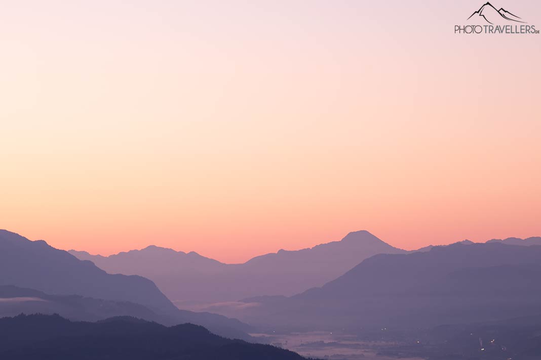 Sonnenaufgang am Hühnersberg auf dem Alpe Adria Trail